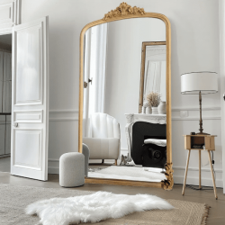 Зеркало в арочной резной золотой раме Excellence