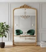 Зеркало в арочной резной золотой раме Excellence